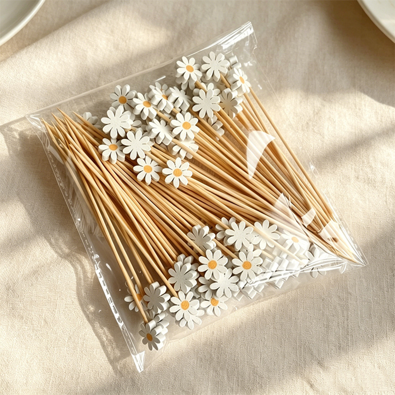 Centerpiece Stick - 50PCS Daisy flower decoration, bamboo skewers,